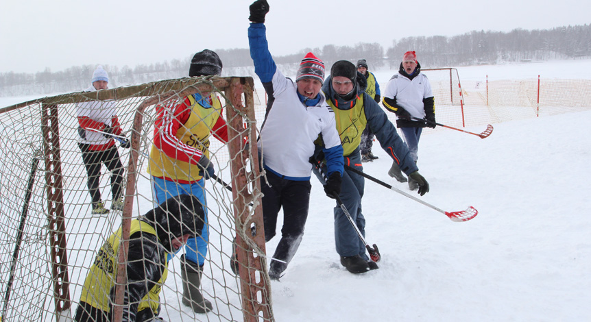 В хоккей играют настоящие мужчины